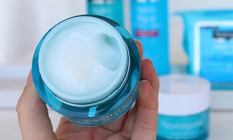 آبرسانی عمیق پوست